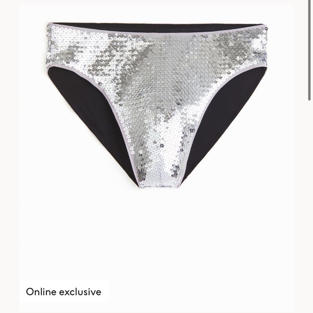 H&M Paco Rabanne Collab briefs